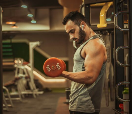 활력 넘치는 삶을 위한 필수 조건: 건강한 식습관과 꾸준한 운동