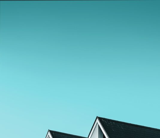 2025년 기존주택 전세임대 입주자 모집 알림(GH) white and black building during daytime